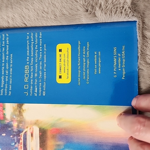 New‎ York to Dallas by JD Robb Hardback Book - Picture 14 of 14